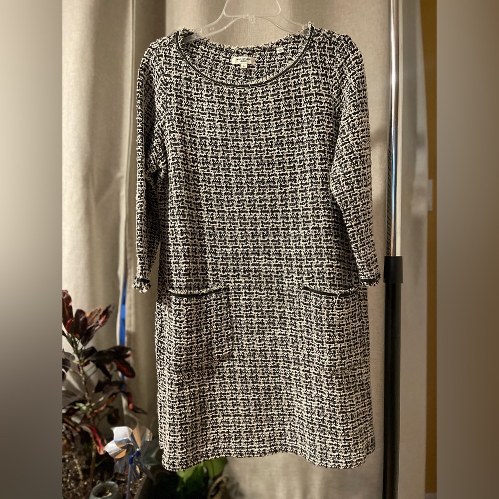 Max Studio Black and White 3/4 Sleeve Dress
